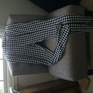 Shein black and white, solit leg leggings Size 6